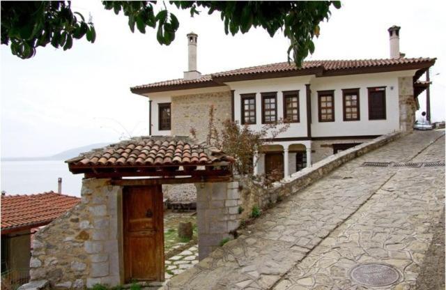 Vergoula'S Mansion Castória Exterior foto